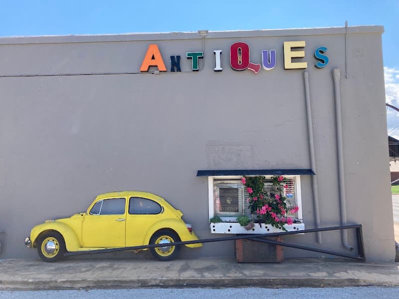 D & J’s