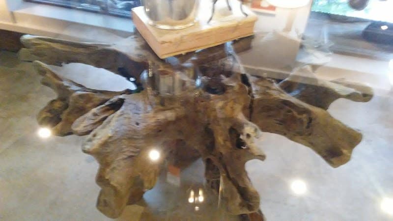 2 Lucyβs Antiques