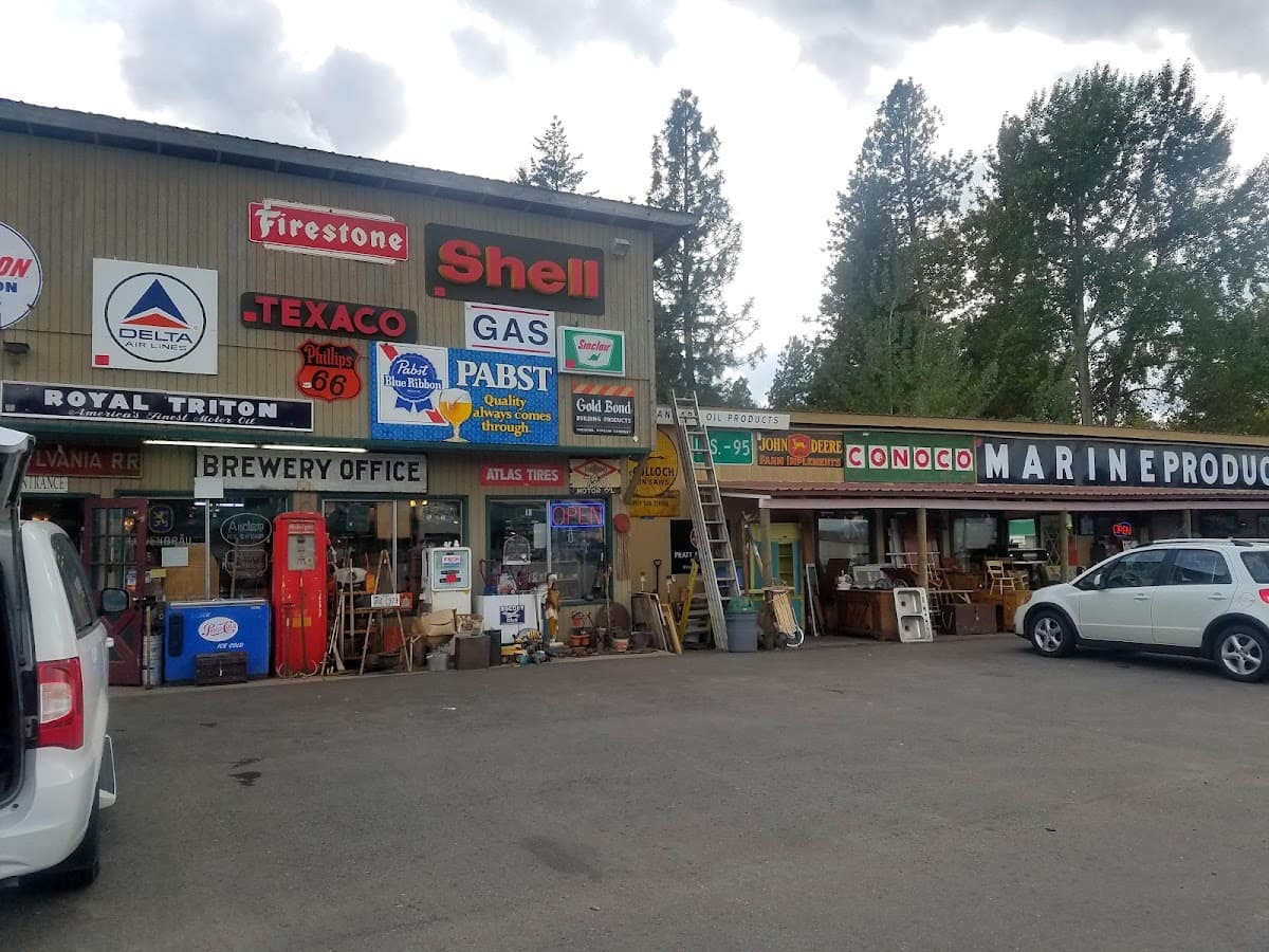3 Mile Antique Mall