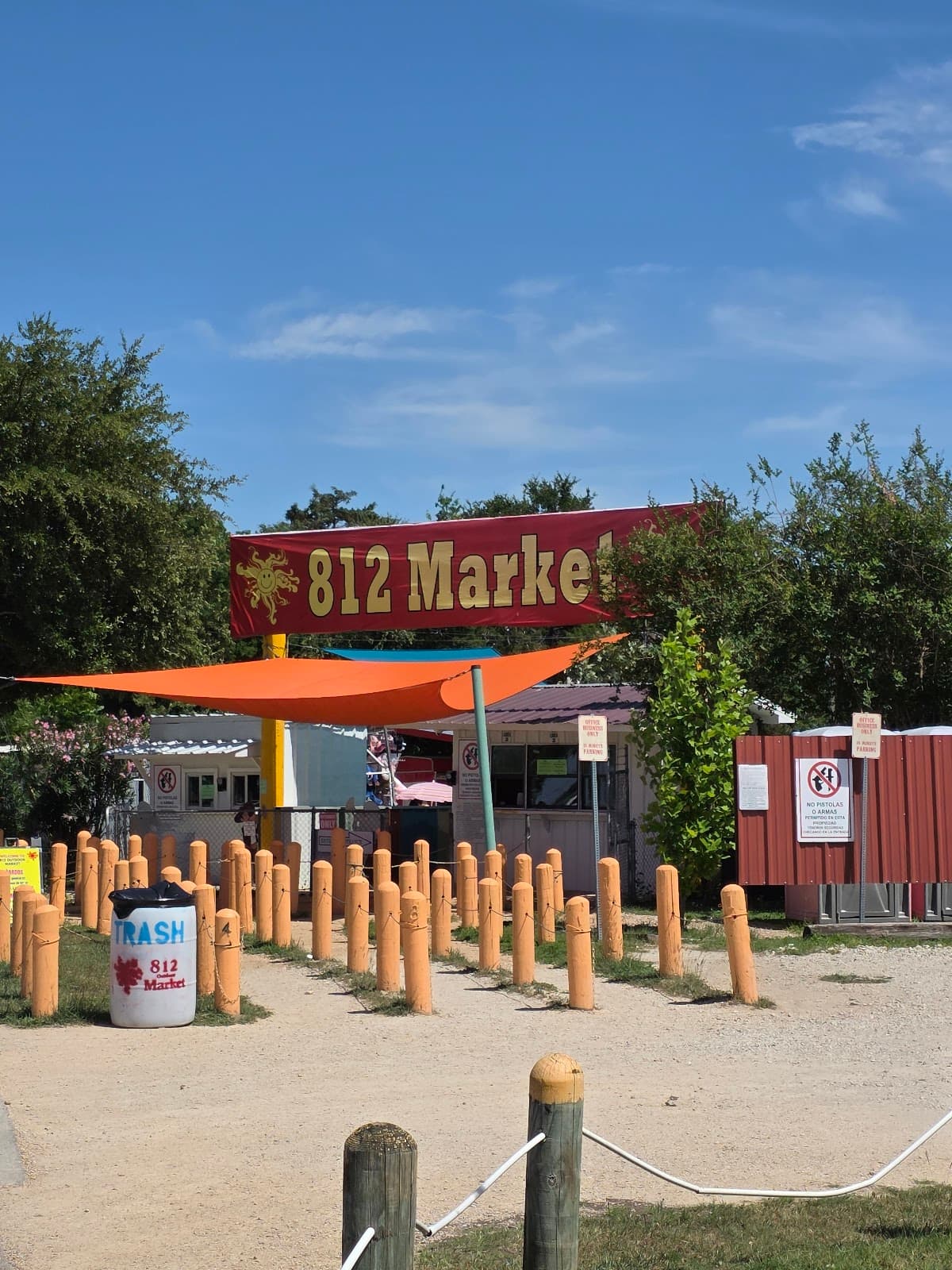 812 Outdoor Market