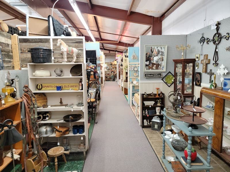 American Country Antique Mall