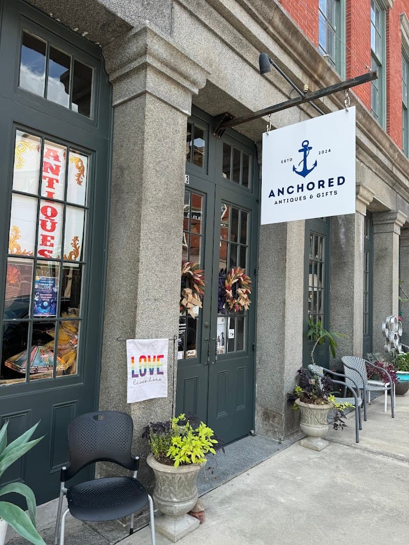 Anchored Antiques