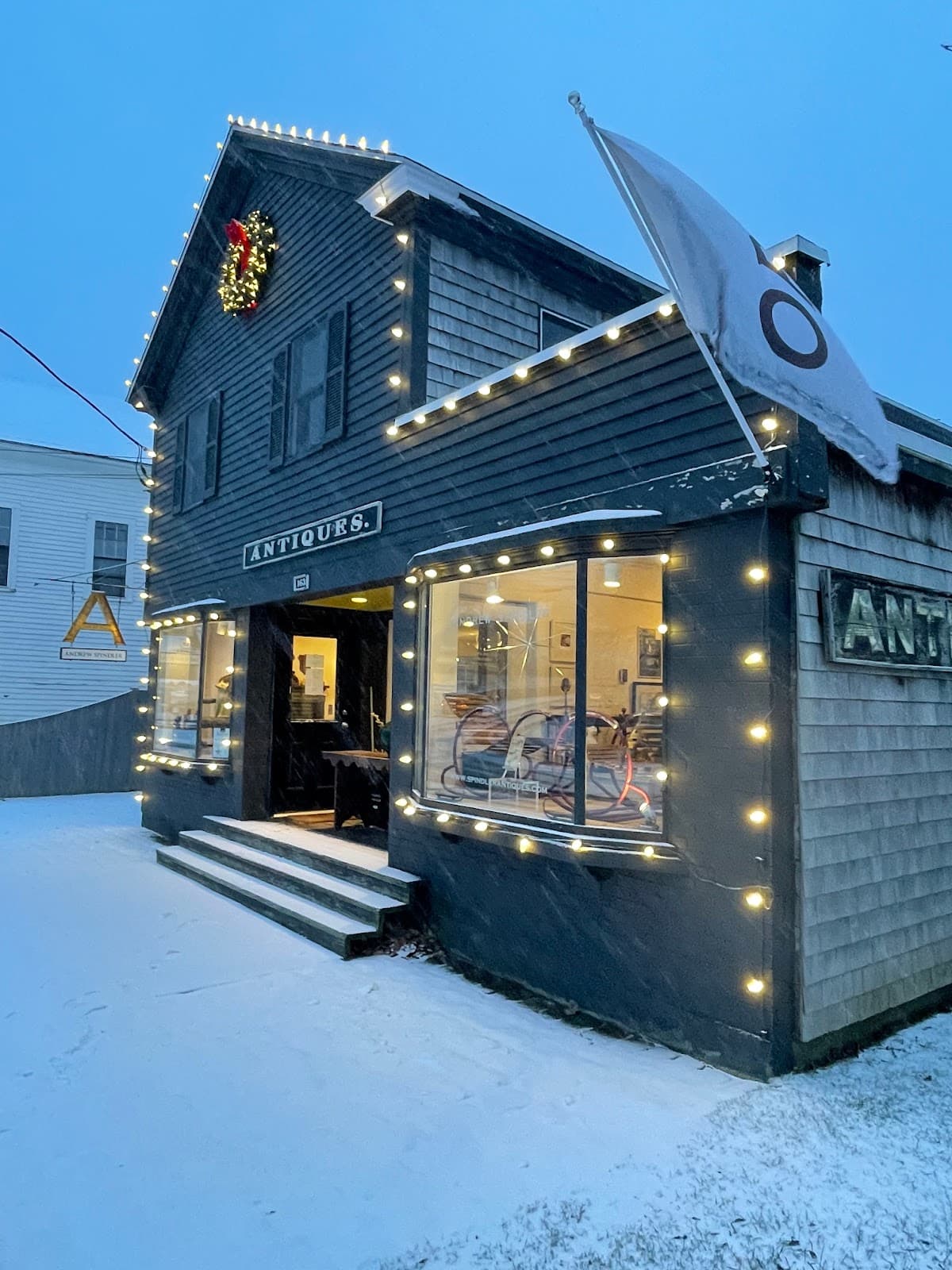 ANDREW SPINDLER ANTIQUES & DESIGN