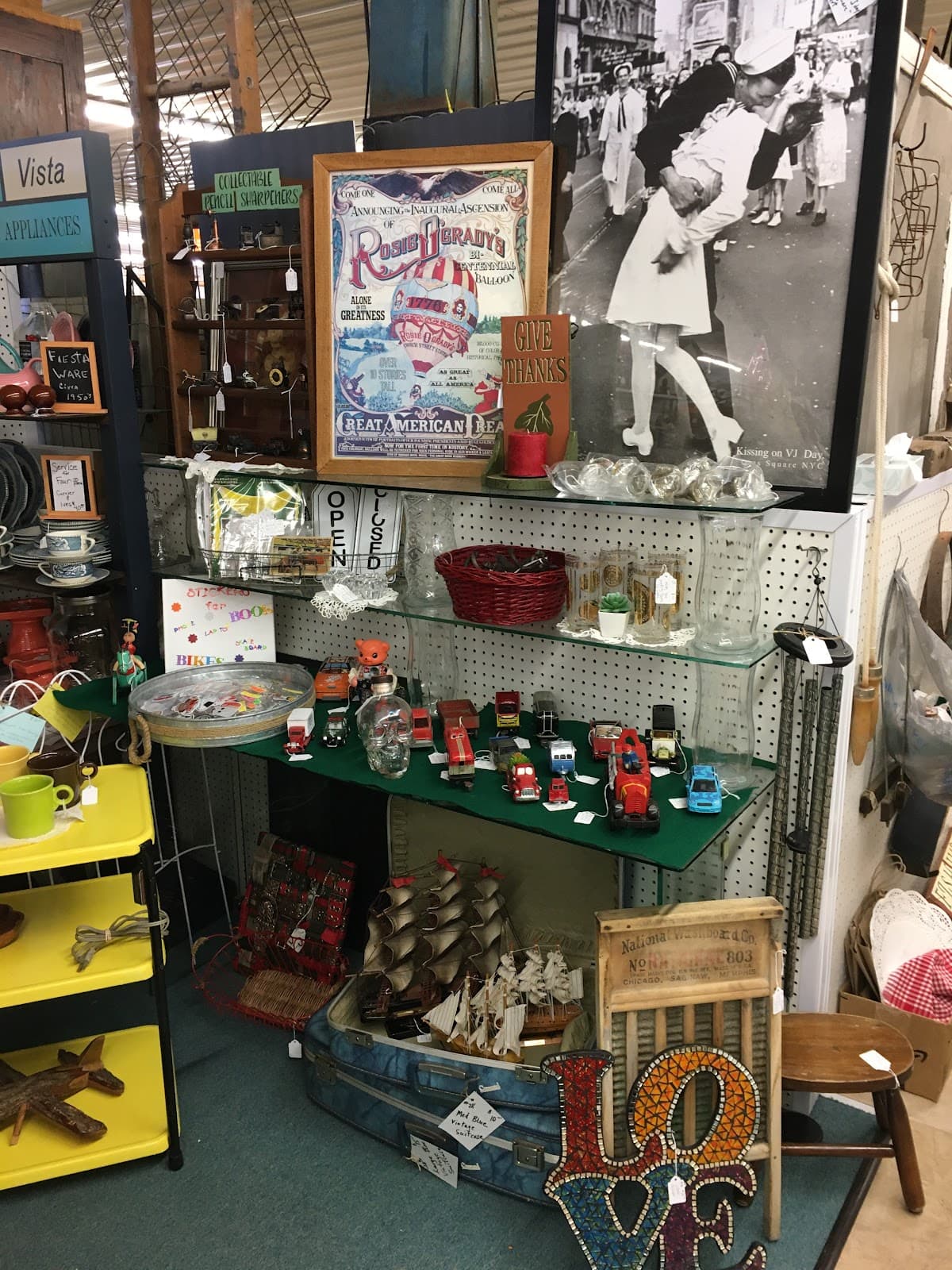 Antique Treasures Antique Mall