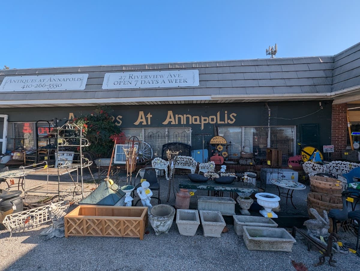 Antiques At Annapolis
