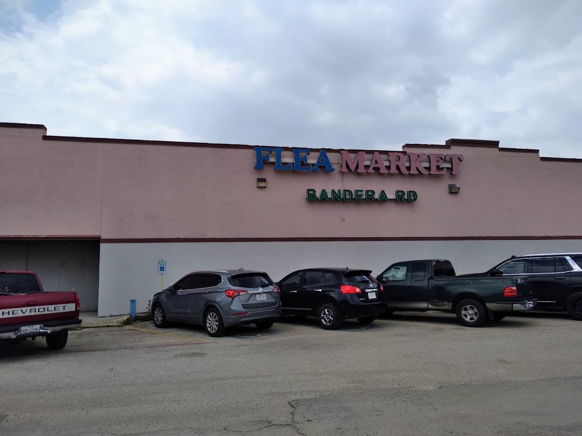 Bandera Flea Market