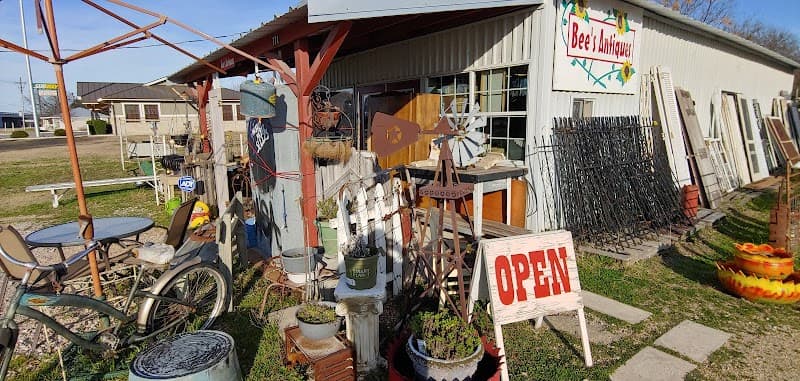Beeβs Antiques