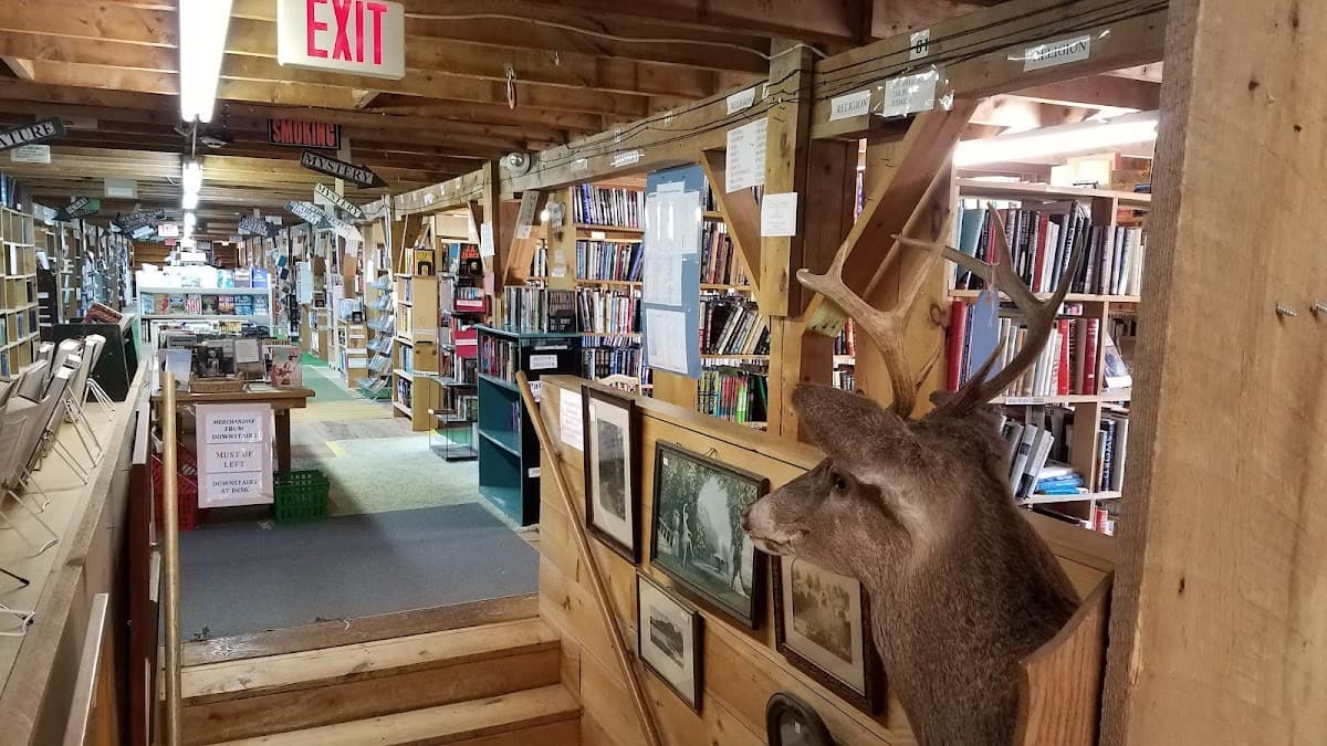 Big Chicken Barn Books