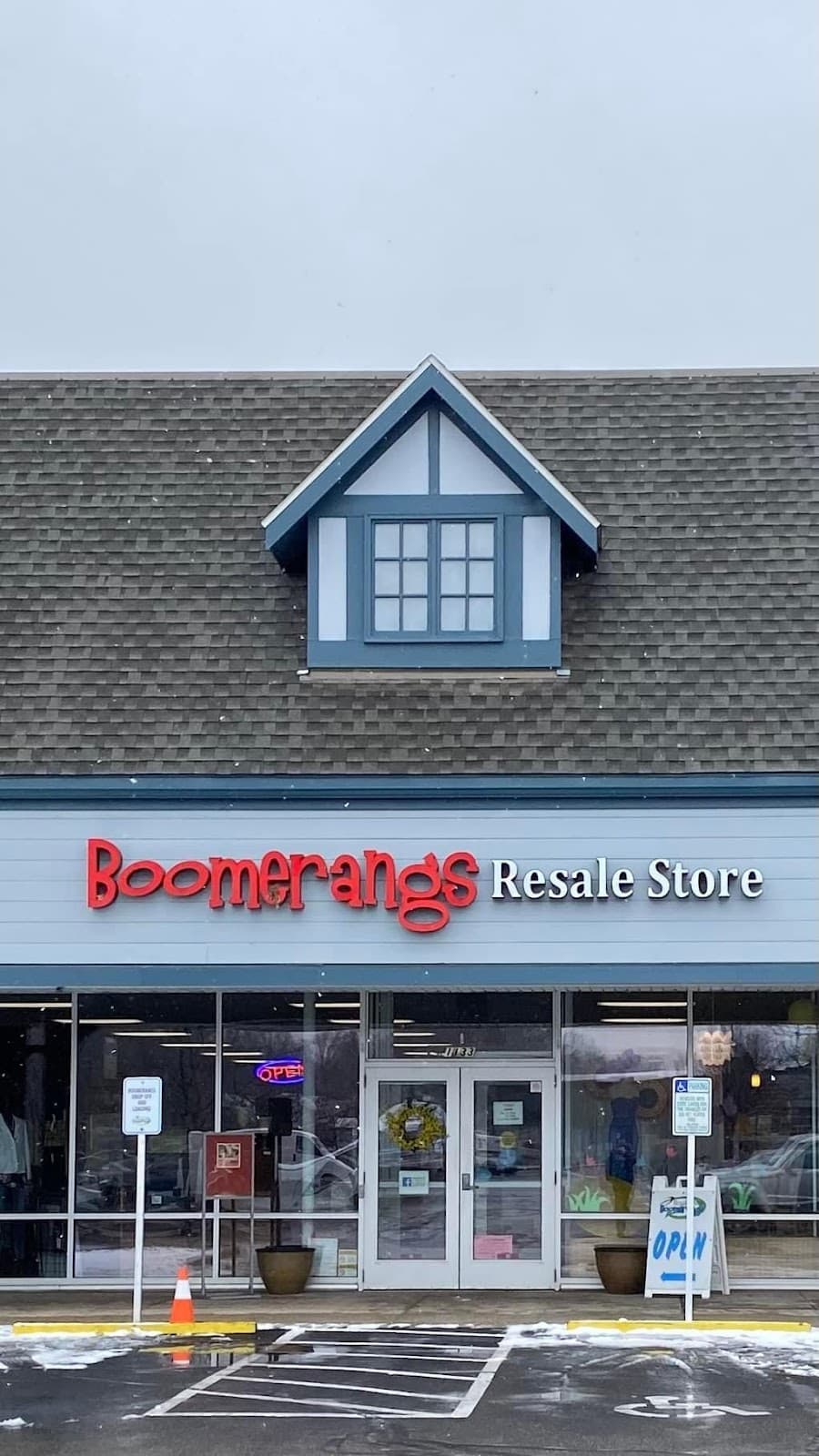 Boomerangs Resale Store