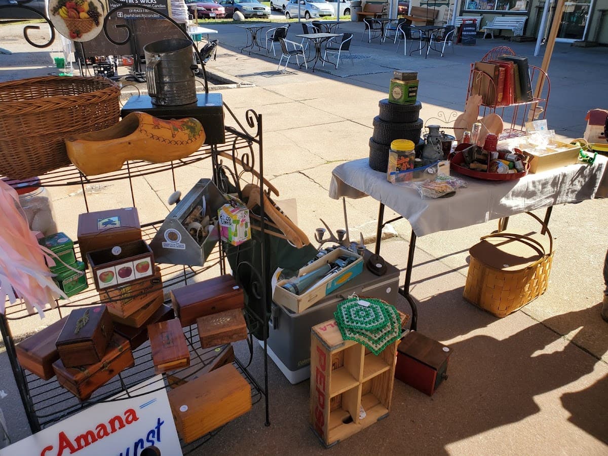Cedar rapids Flea Market