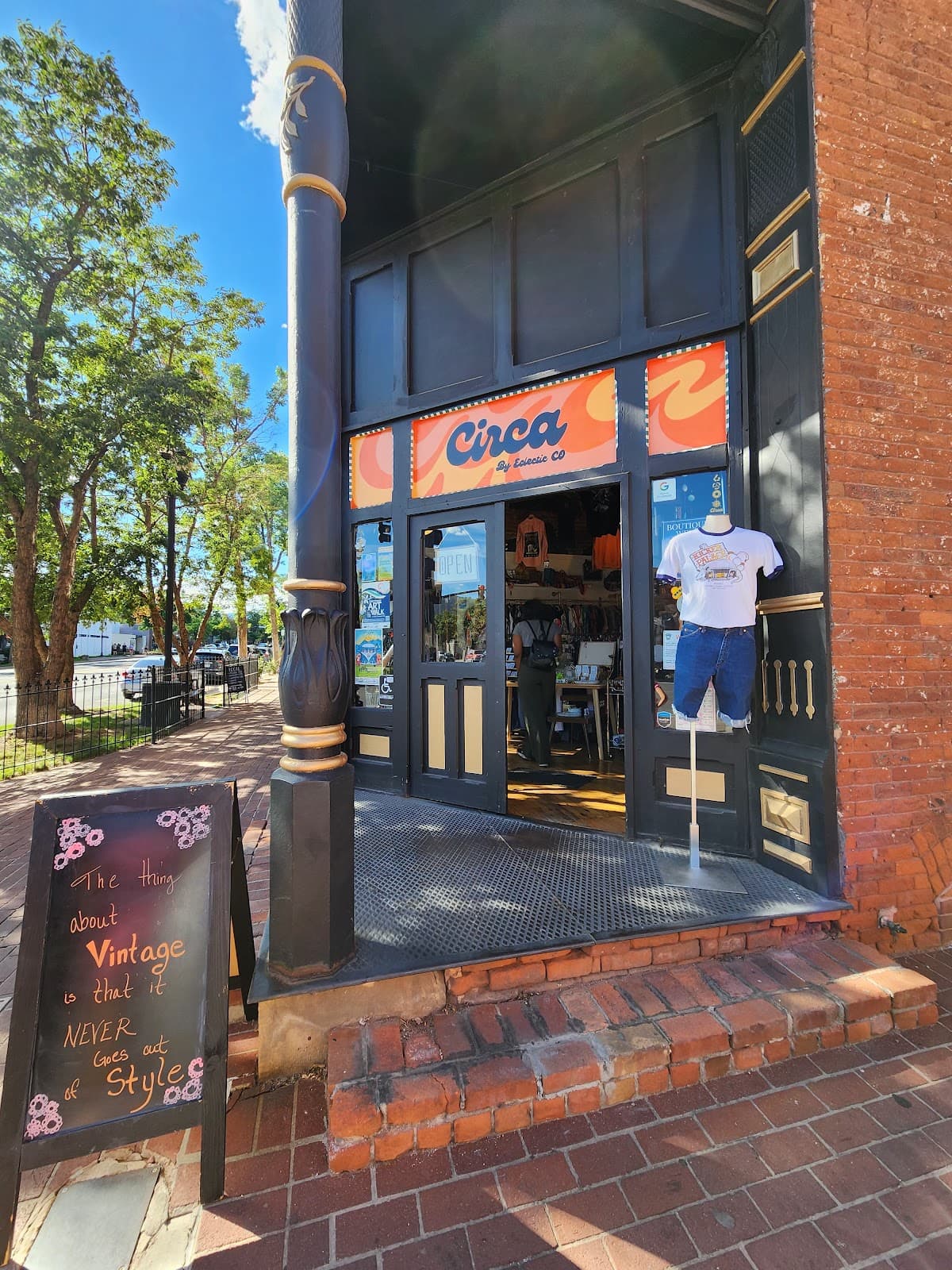 Circa Vintage by Eclectic CO