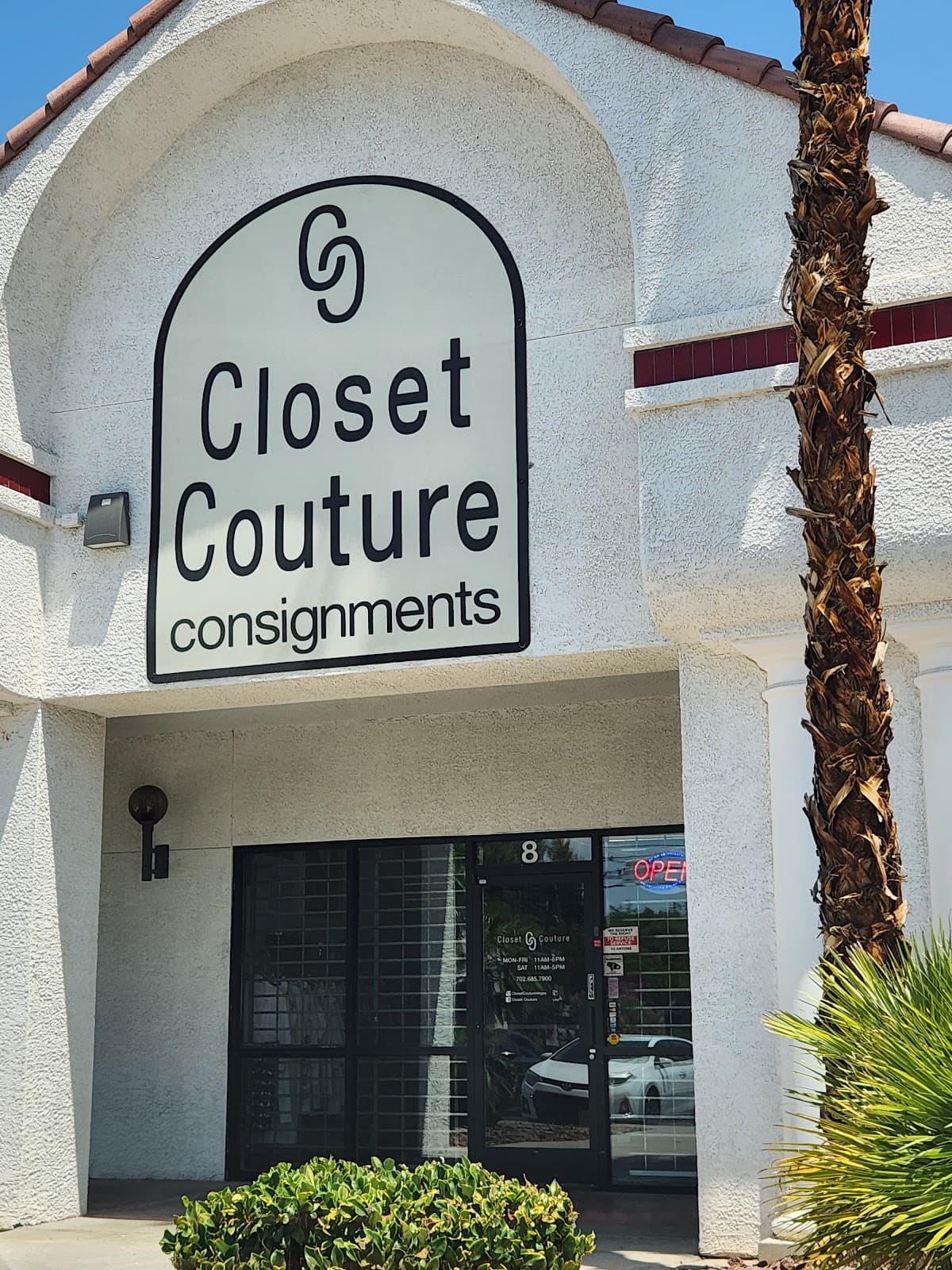 Closet Couture High End Consignment Boutique