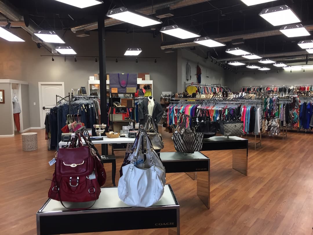 Clothes Mentor Clothing Store