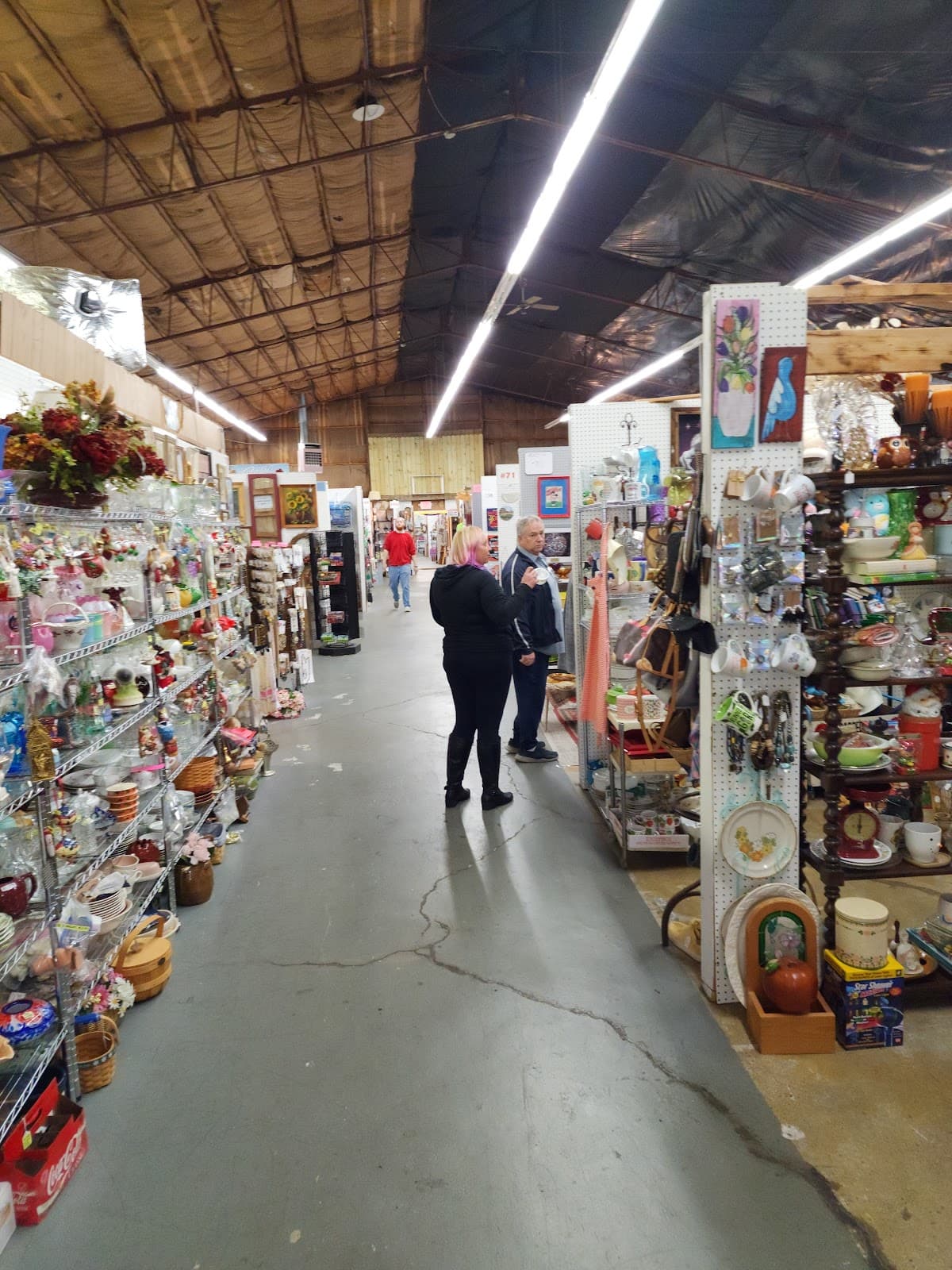 Diamond Flea Market