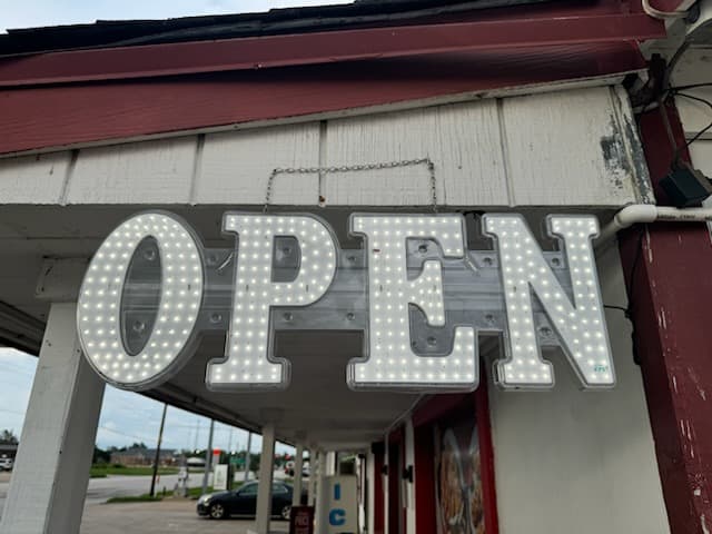 Ed’s Country Store