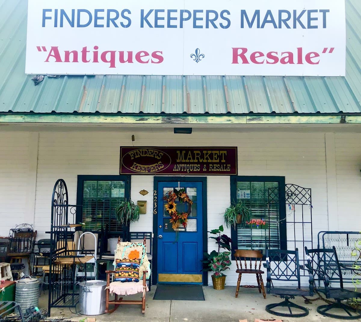 Finders Keepers Antique Market And Art Gallery