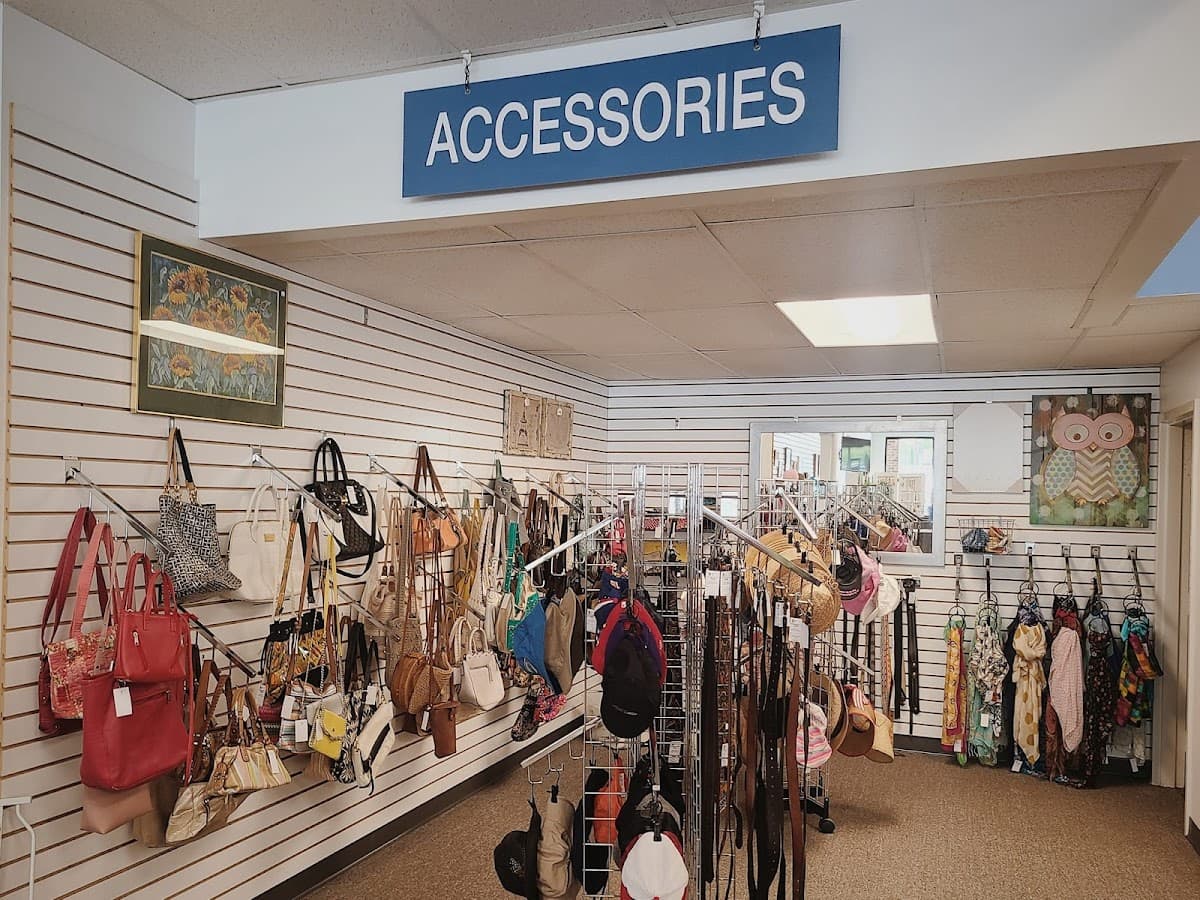 Freedom House Thrift โ Battleground Store