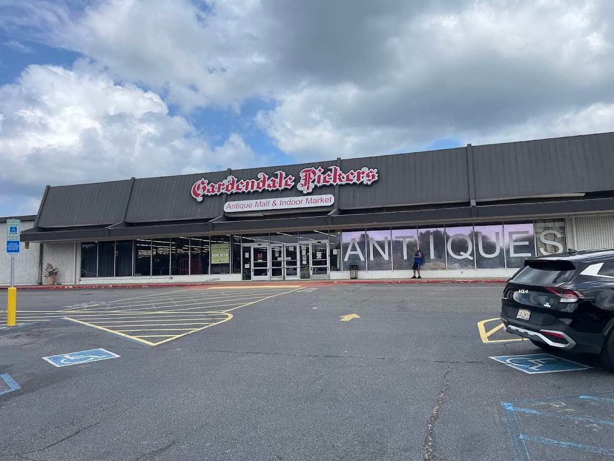 Gardendale Pickers Antique Mall
