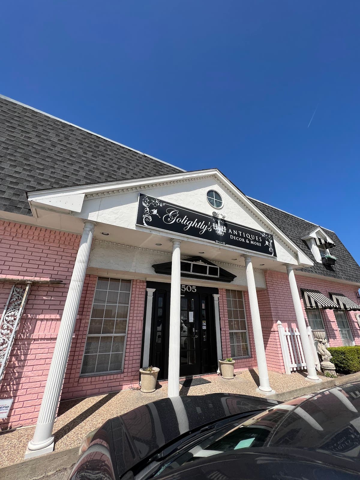 Golightly’s Antiques