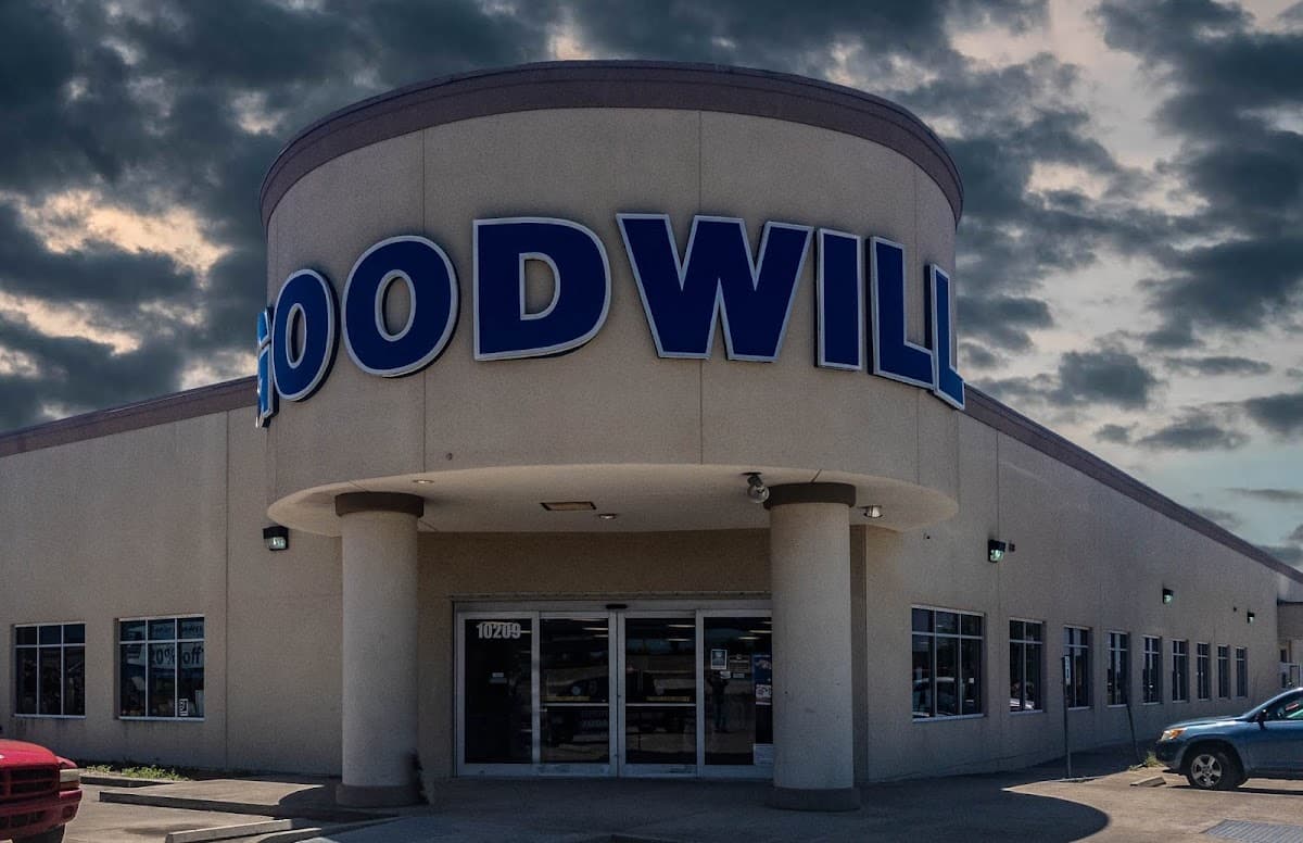 Goodwill โ Flour Bluff