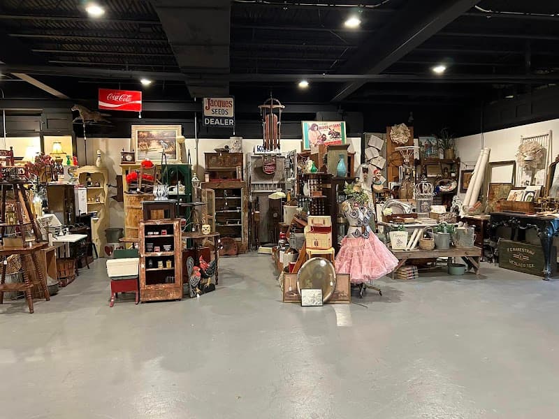 Happy Hoarder Antiques & More