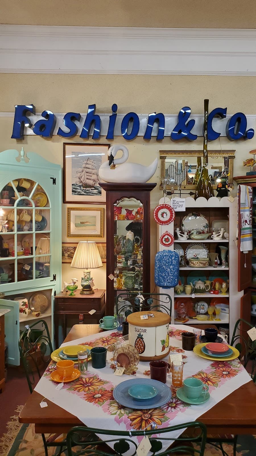 Heritage Antique Market