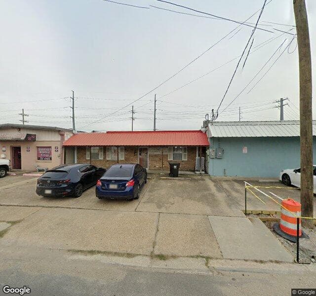Hickory Avenue Antiques & Things