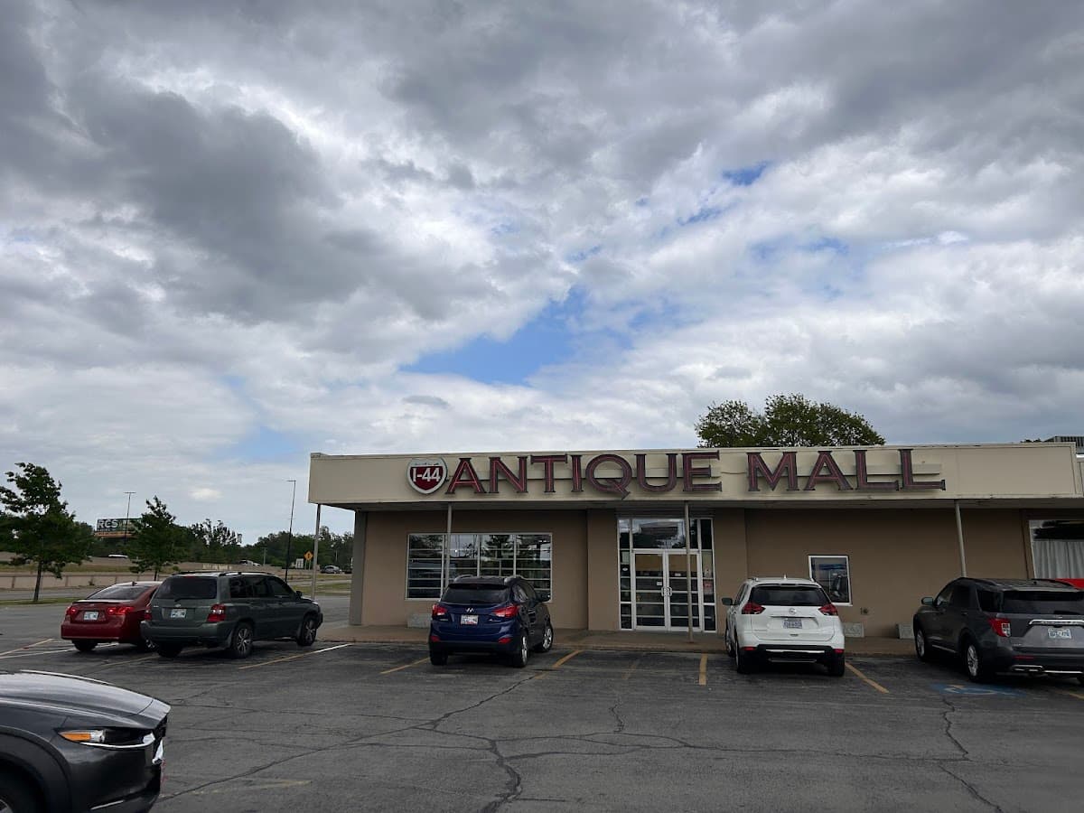 I-44 Antique Mall