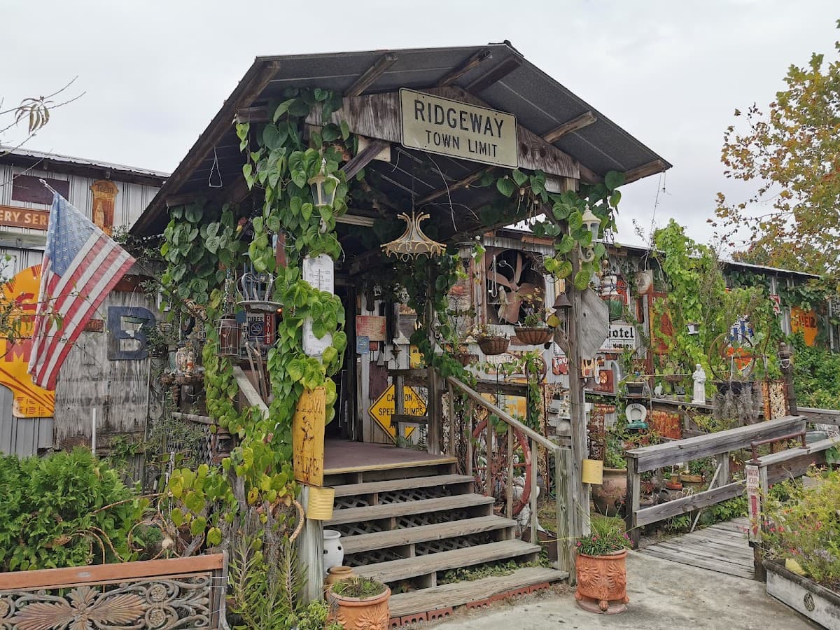 Kellerβs Flea Market