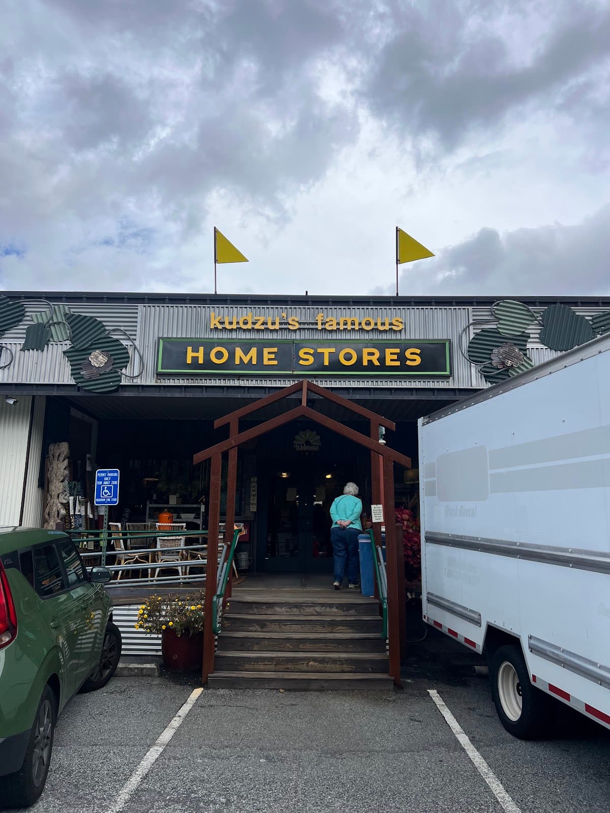 Kudzu Antiques + Modern