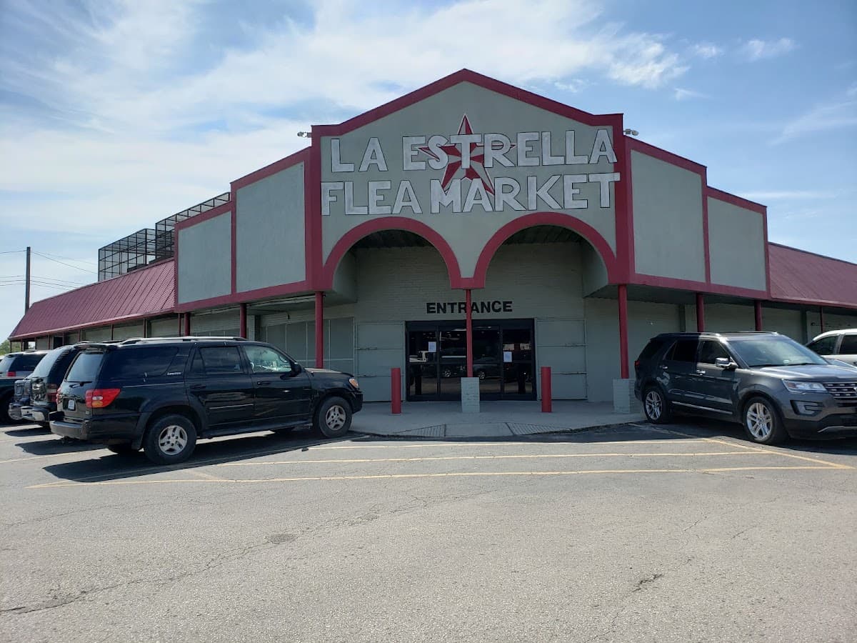 La Estrella Flea Market