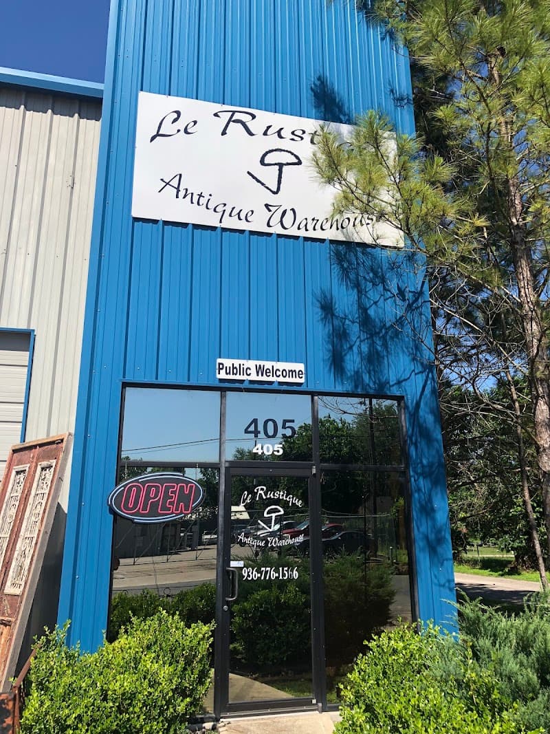Le Rustique Antique