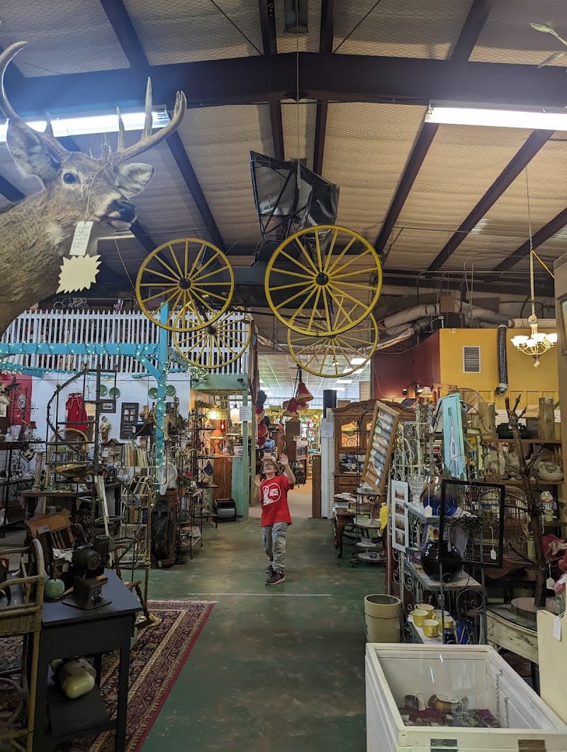 Lindy Antique Mall