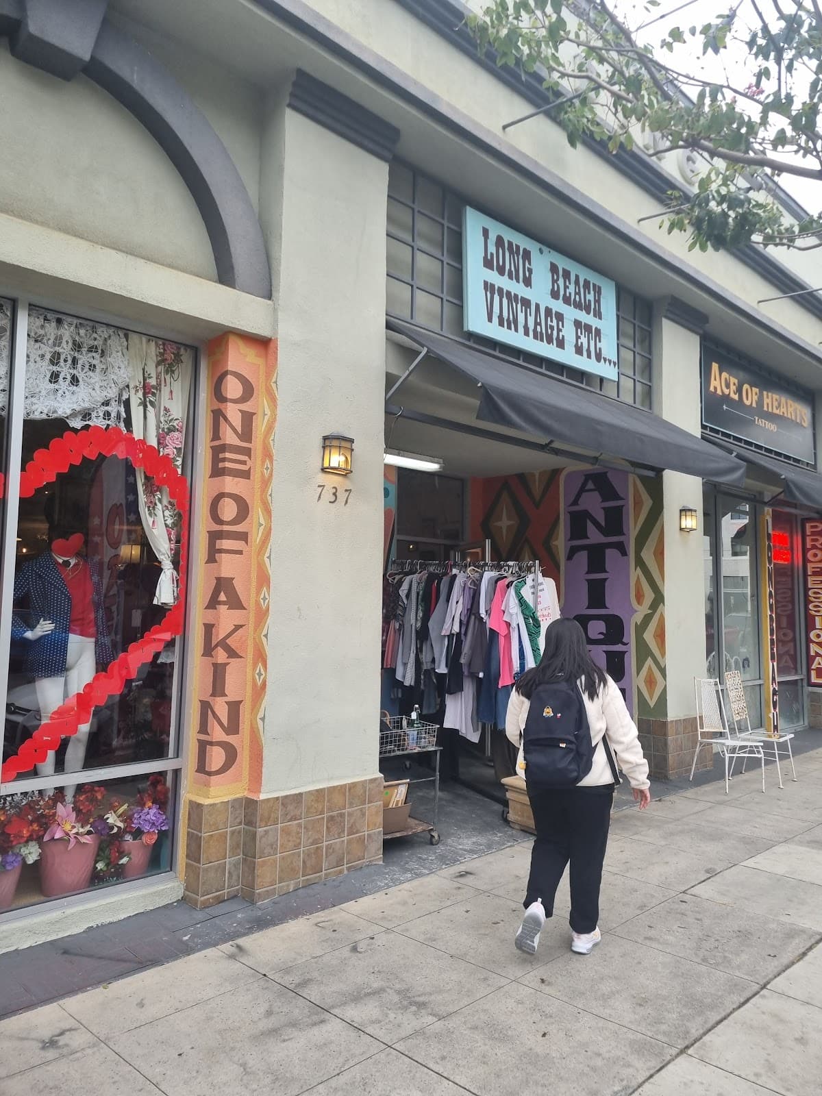 Long Beach Vintage Etc β Antiques