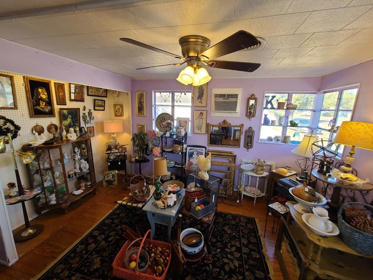 Main House Antique Center