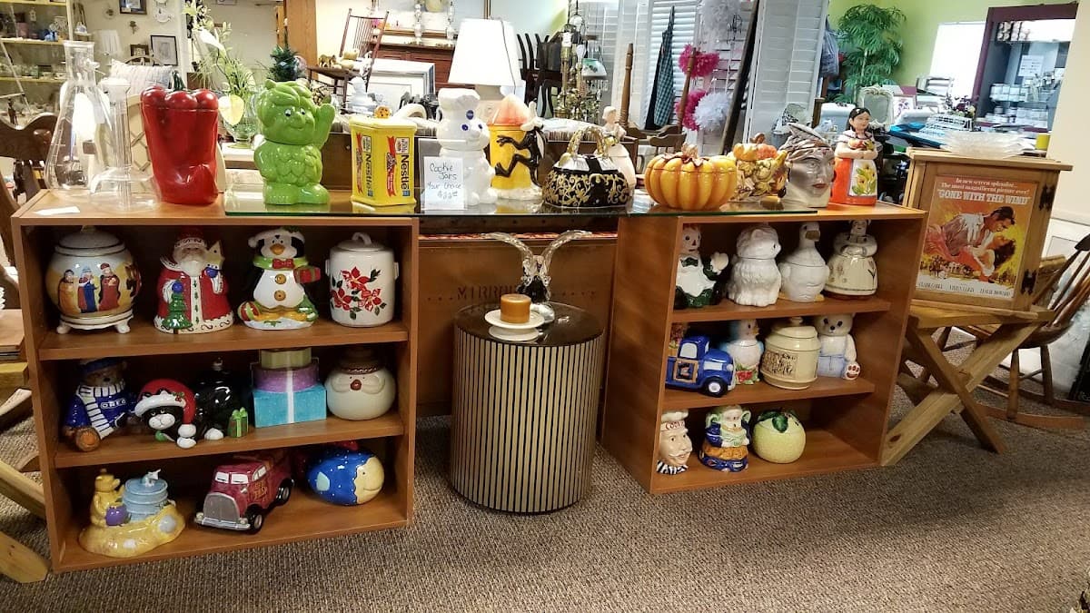 Makers & Shakers Antique Mall