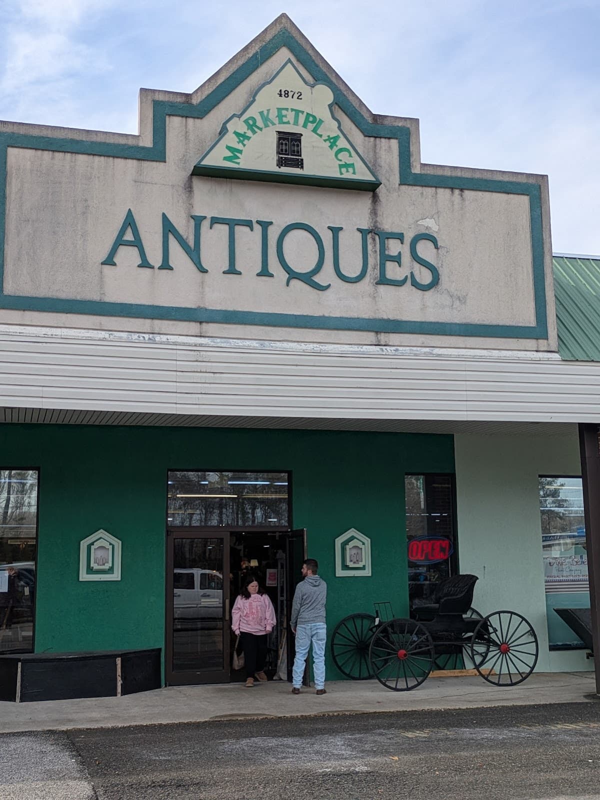 Marketplace Antiques