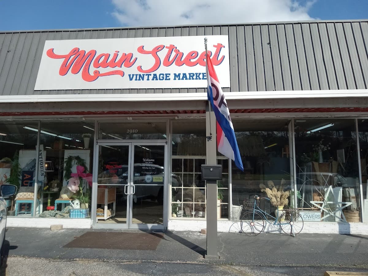 Main Street Vintage Market