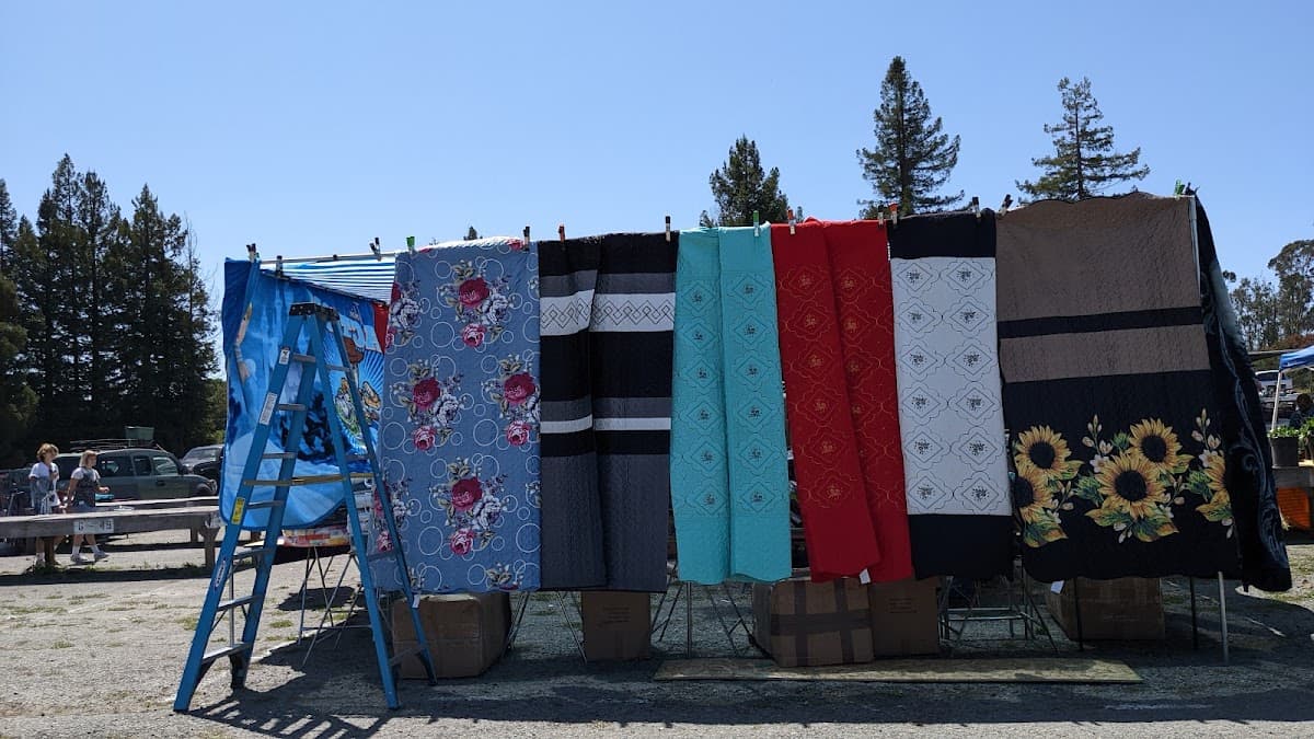 Midgleyβs Country Flea Market