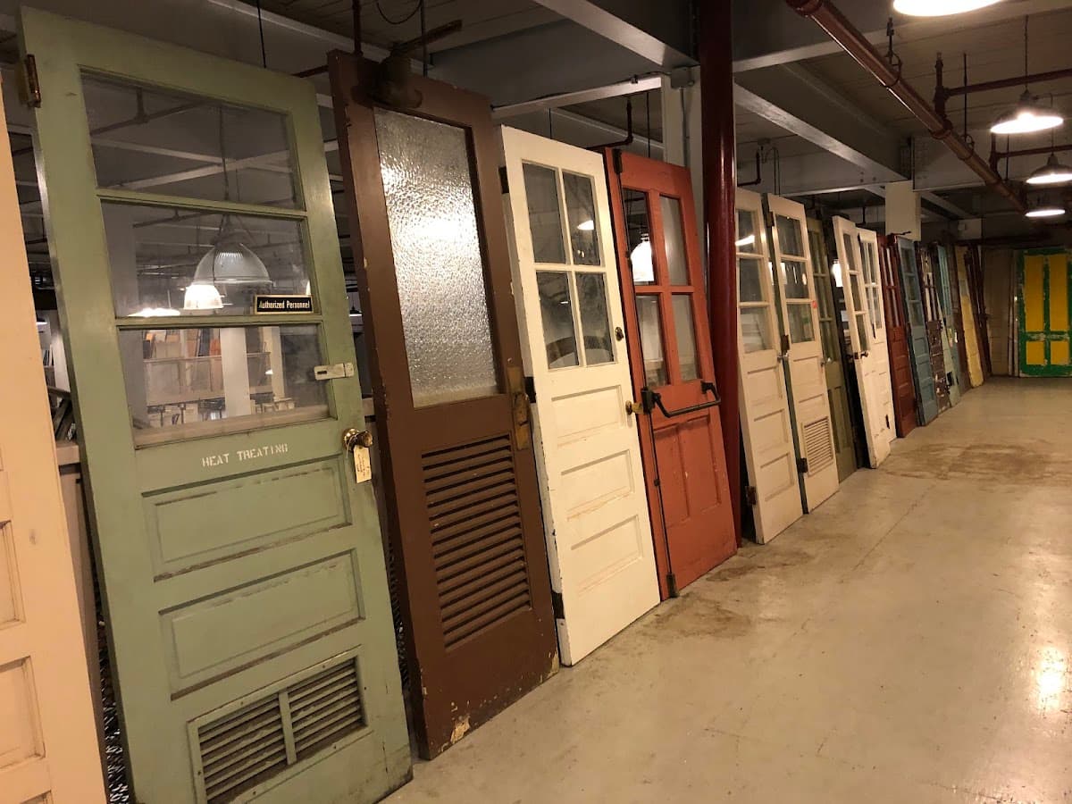 Mongers Market