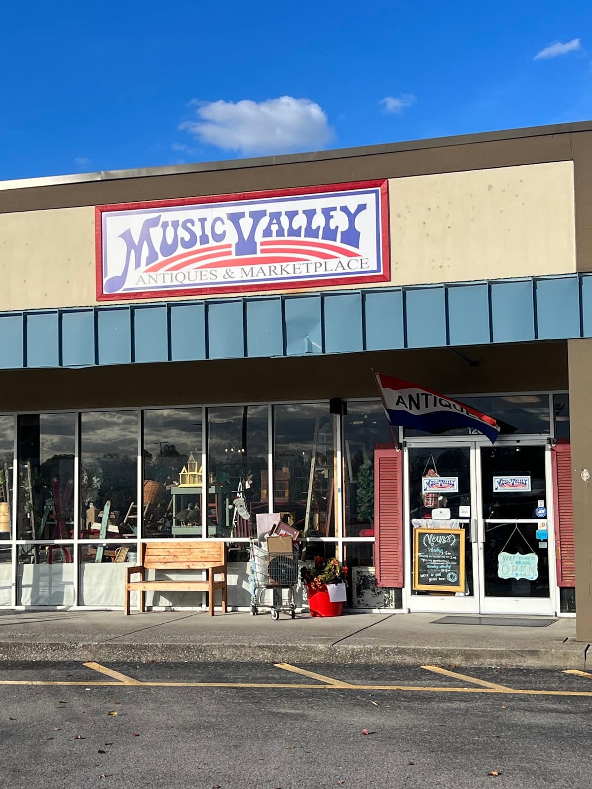 Music Valley Antiques & Marketplace