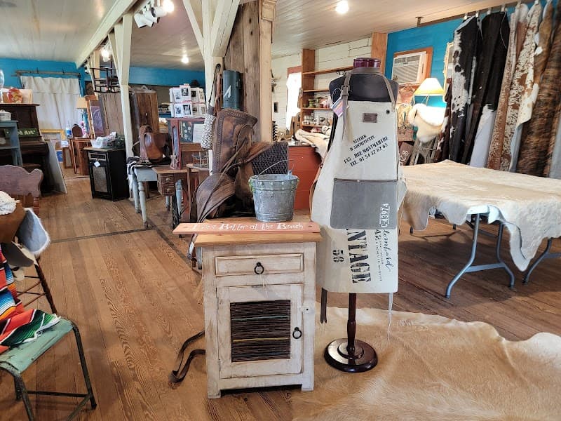 Mustang Alley Antiques