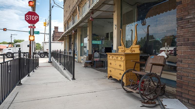 Nancy’s Antiques