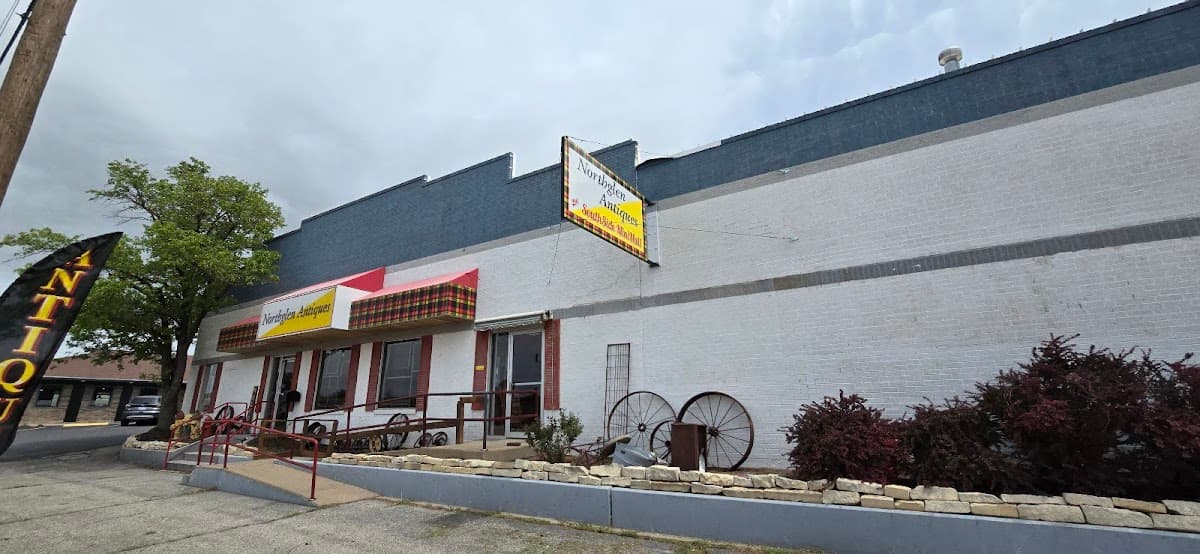 NorthGlen Antiques