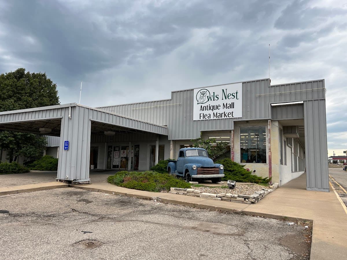 Owls Nest Topeka Antique Mall and Flea Market