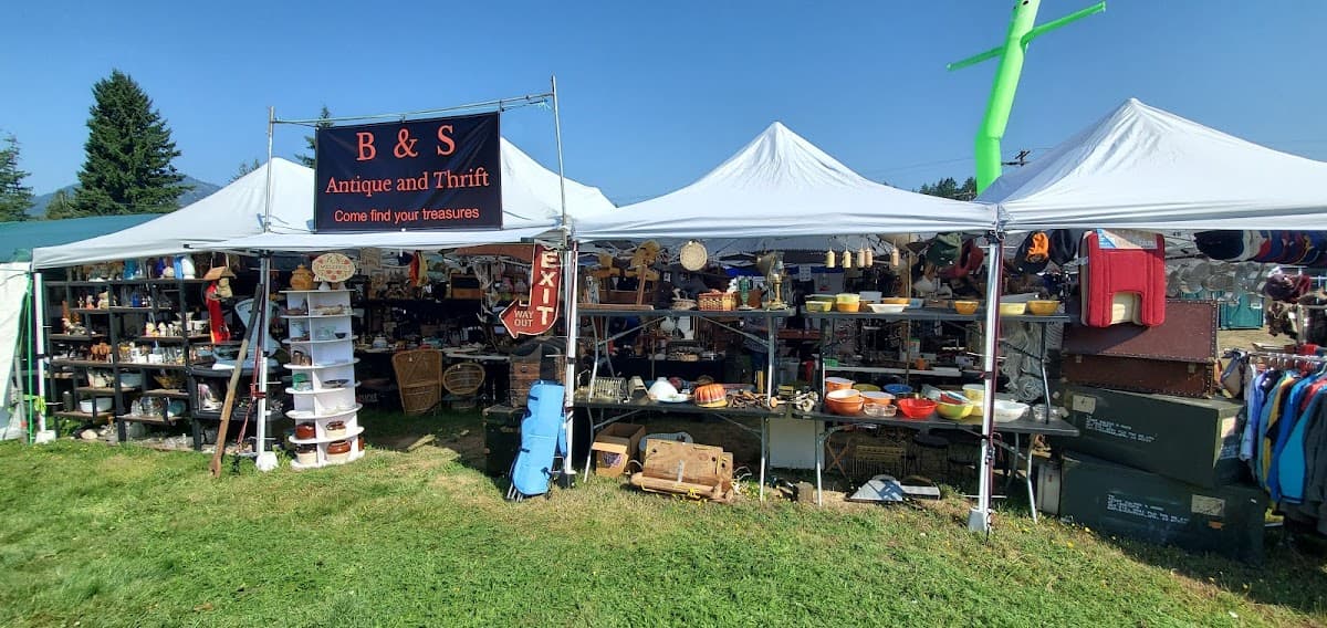 Packwood Flea Market
