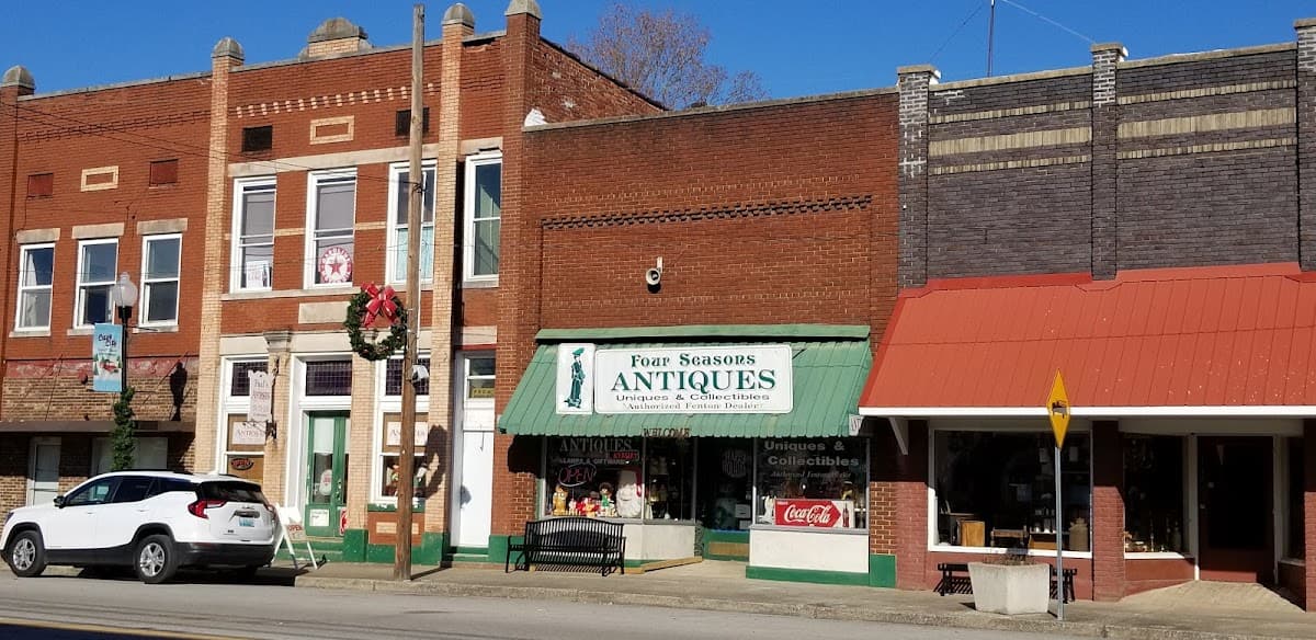 Paul’s Antiques & Collectibles