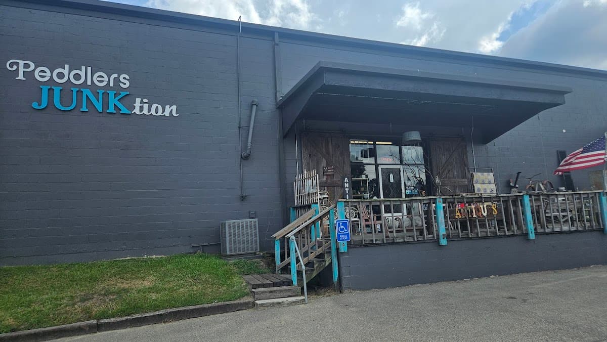 Peddlers’ Junktion