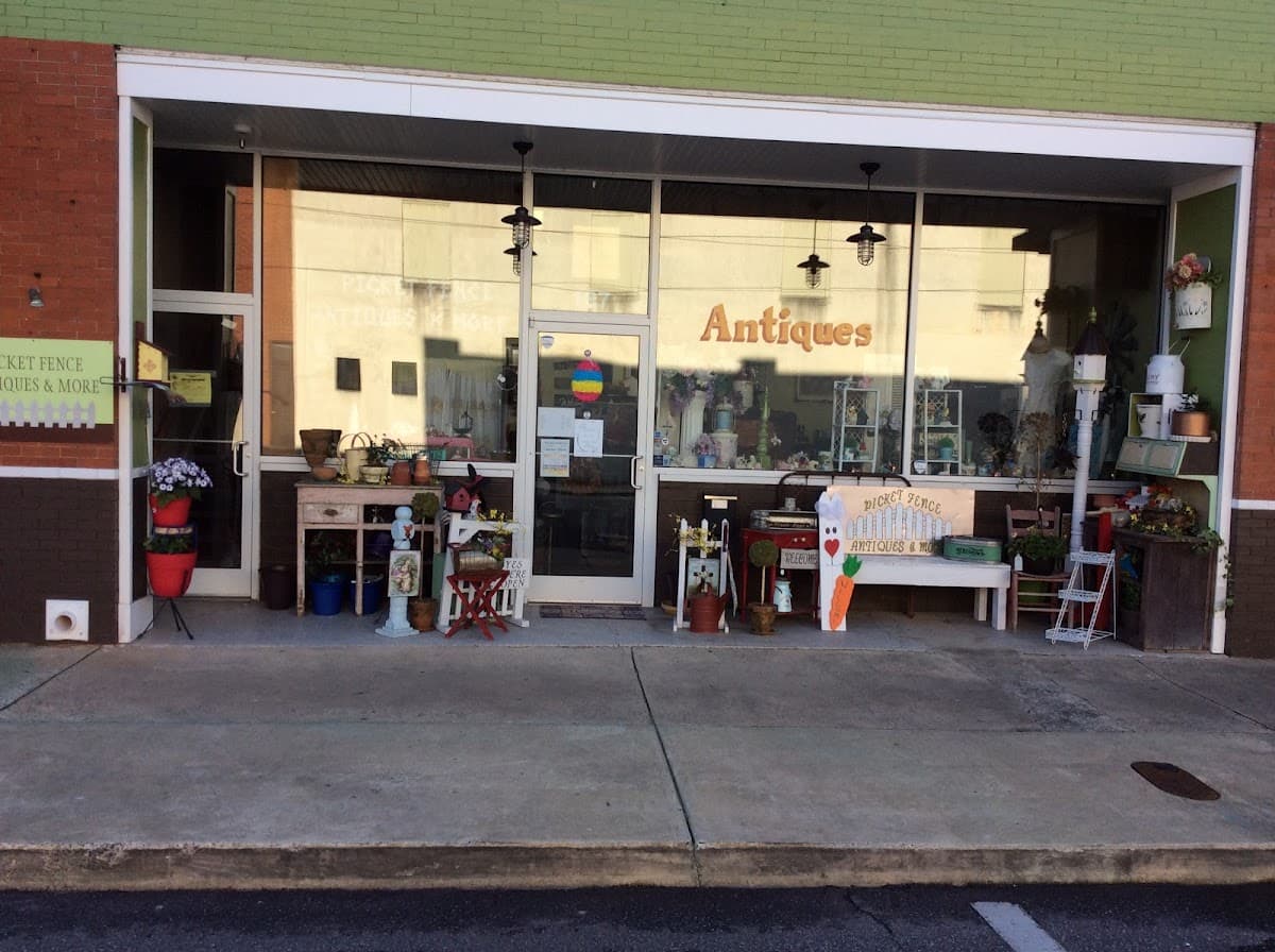 Picket Fence Antiques & More