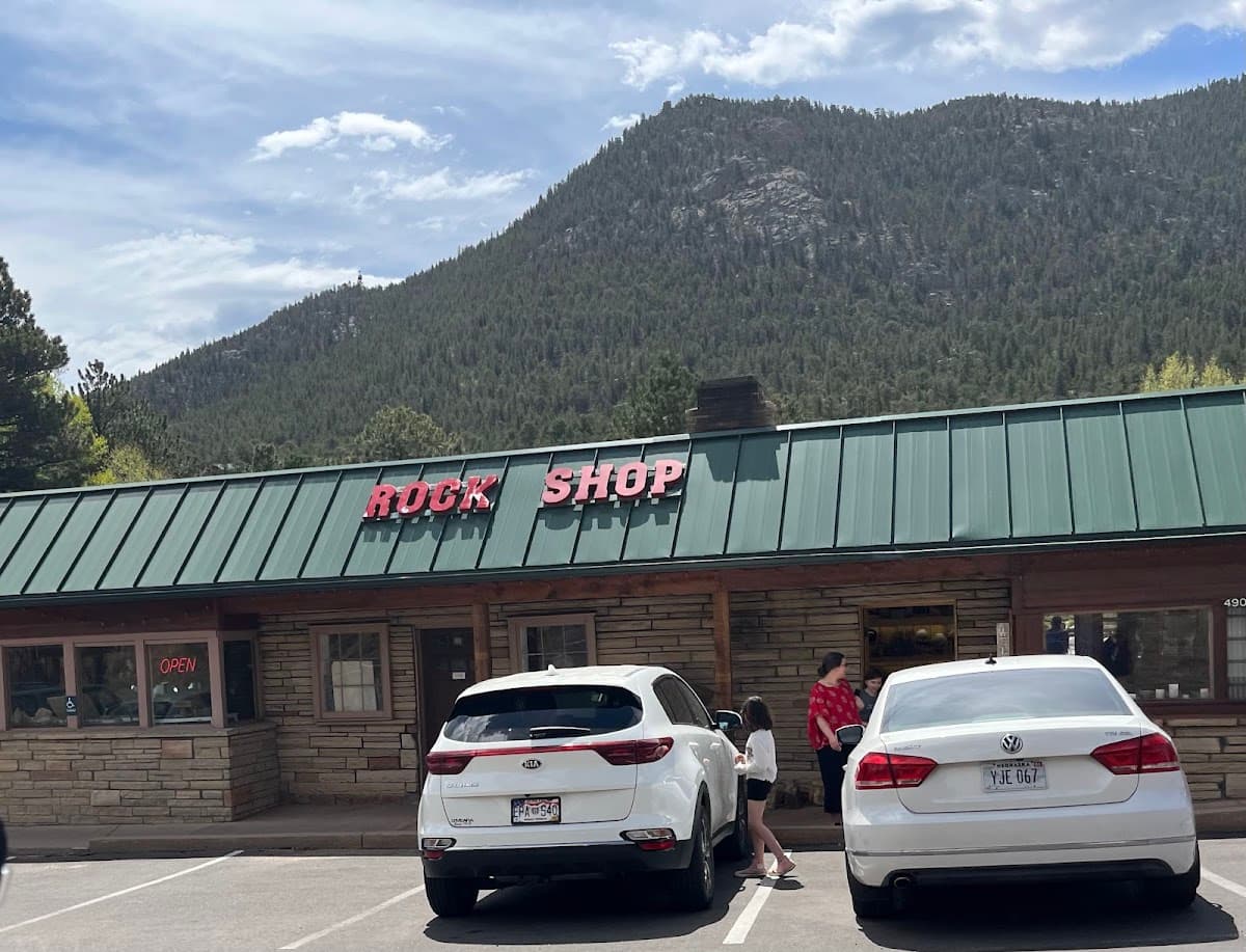 Red Rose Rock Shop